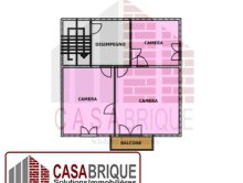 Detached corner building with triple entrance