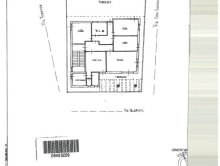 Detached house with commercial space and garage