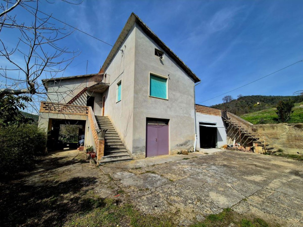 Villa for Sale Loreto Aprutino Pescara, Sale Villa Loreto Aprutino