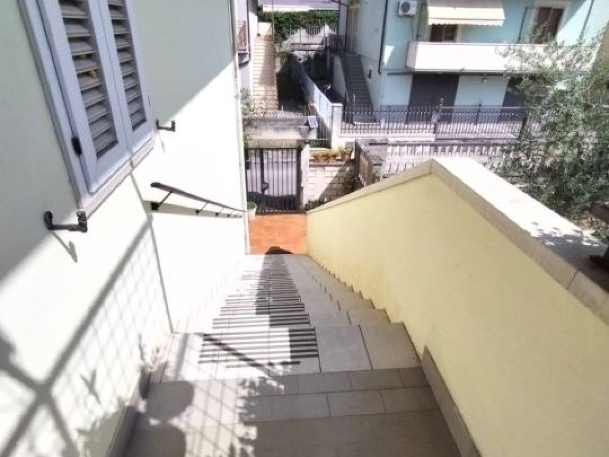 Villa for Sale Bussi sul Tirino Pescara, Sale Villa Bussi sul Tirino