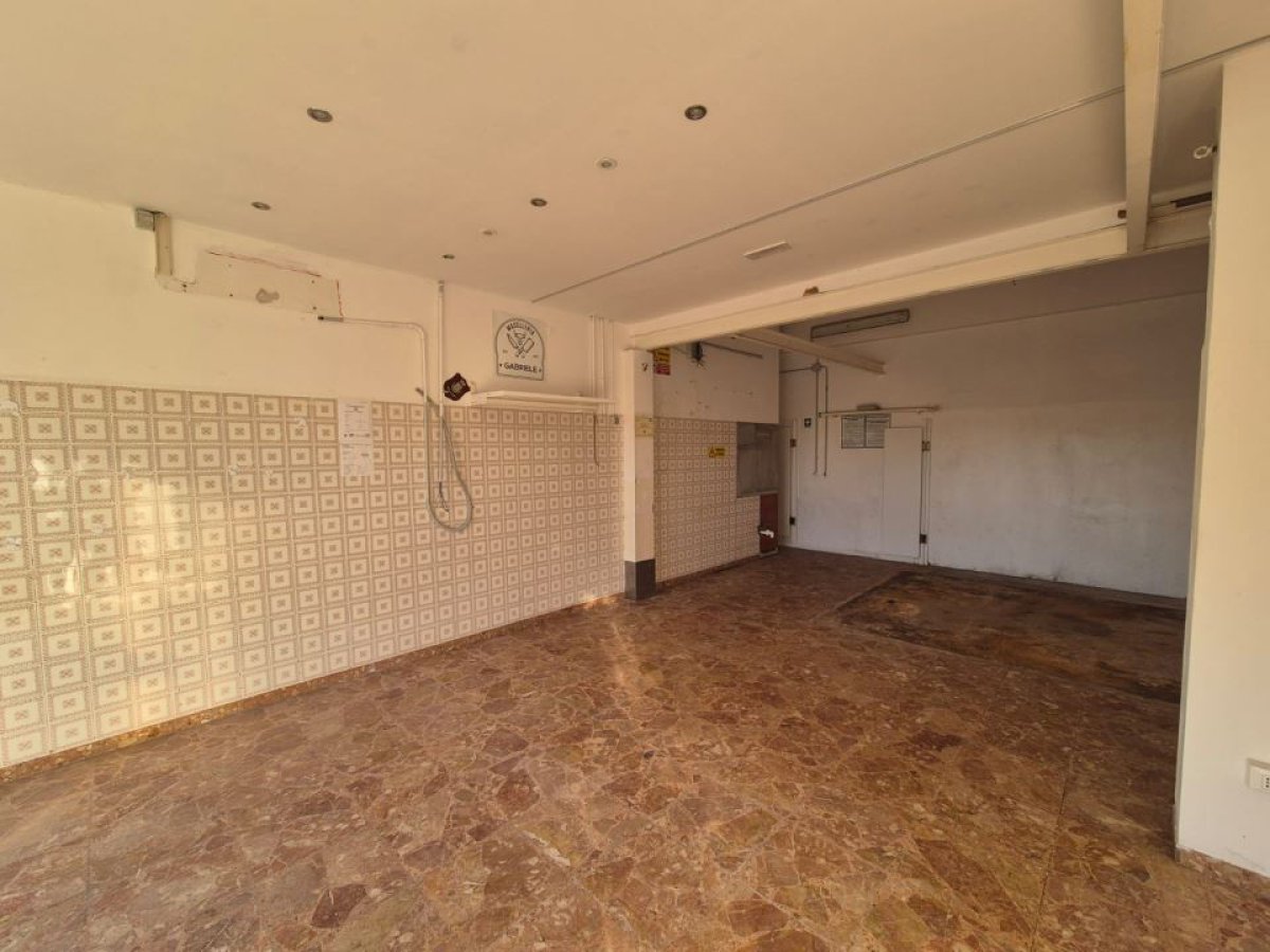 Shop/Commercial space for Sale Miglianico Chieti, Sale Shop/Commercial space Miglianico