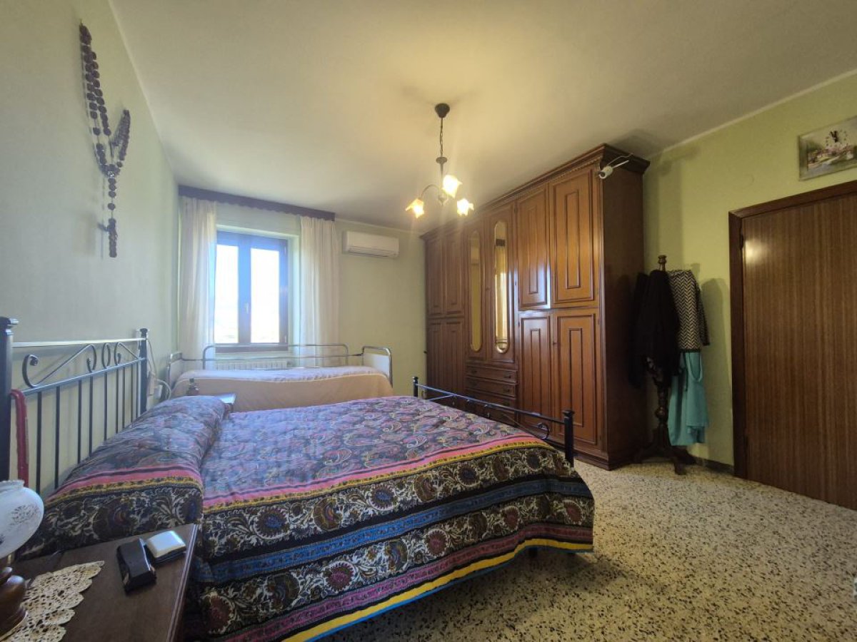 Cottage/Hamlet for Sale Loreto Aprutino Pescara, Sale Cottage/Hamlet Loreto Aprutino