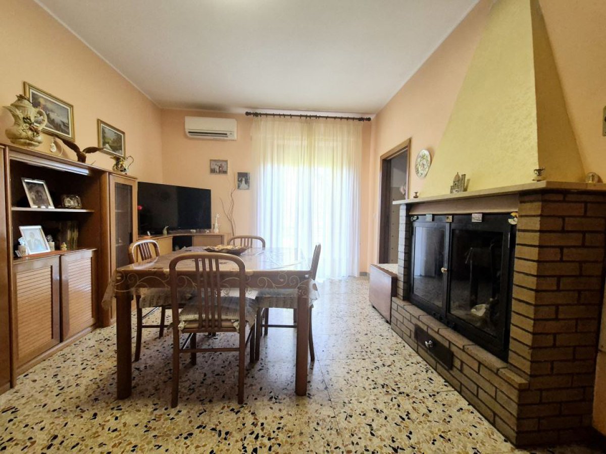 Cottage/Hamlet for Sale Loreto Aprutino Pescara, Sale Cottage/Hamlet Loreto Aprutino