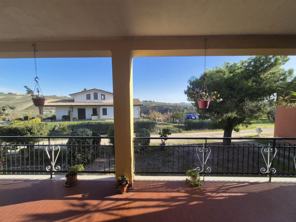 Cottage/Hamlet for Sale Loreto Aprutino Pescara, Sale Cottage/Hamlet Loreto Aprutino