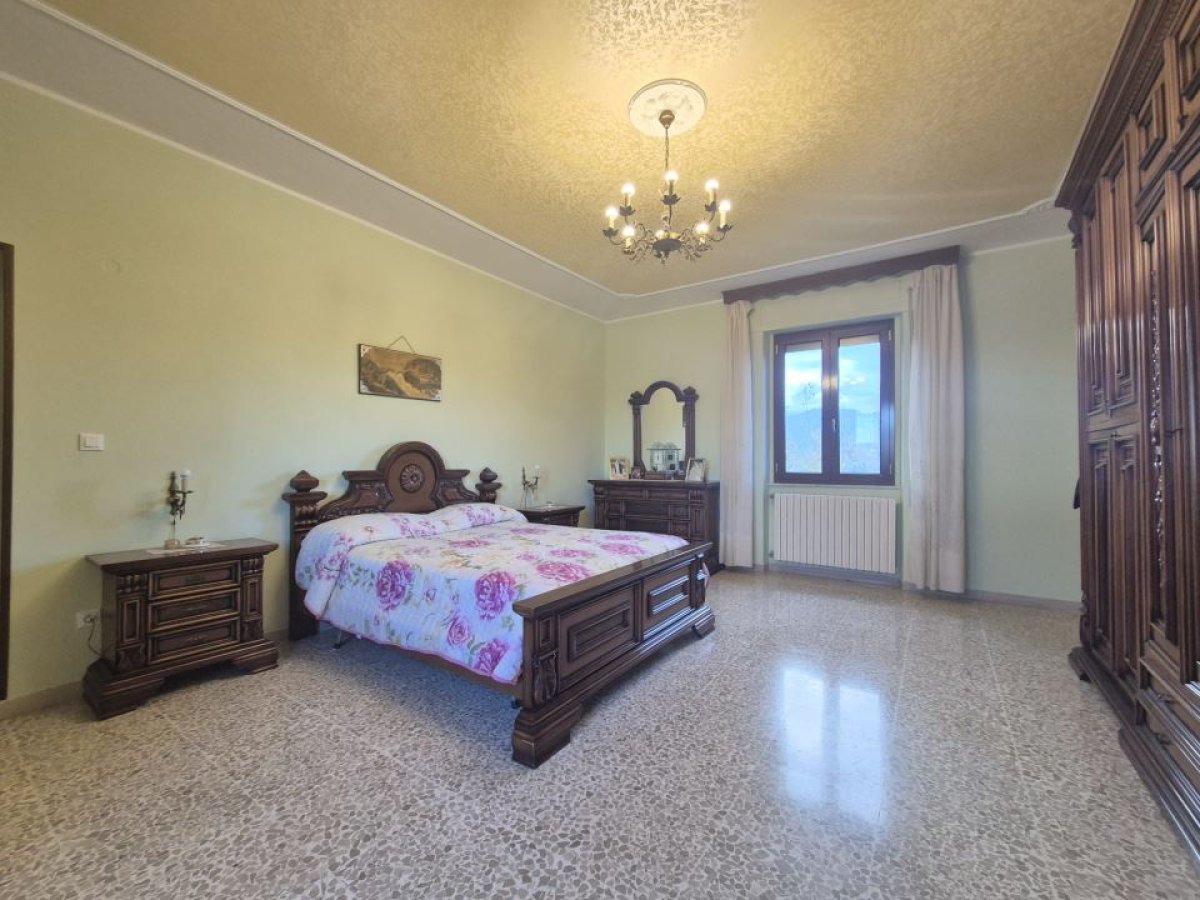 Cottage/Hamlet for Sale Loreto Aprutino Pescara, Sale Cottage/Hamlet Loreto Aprutino