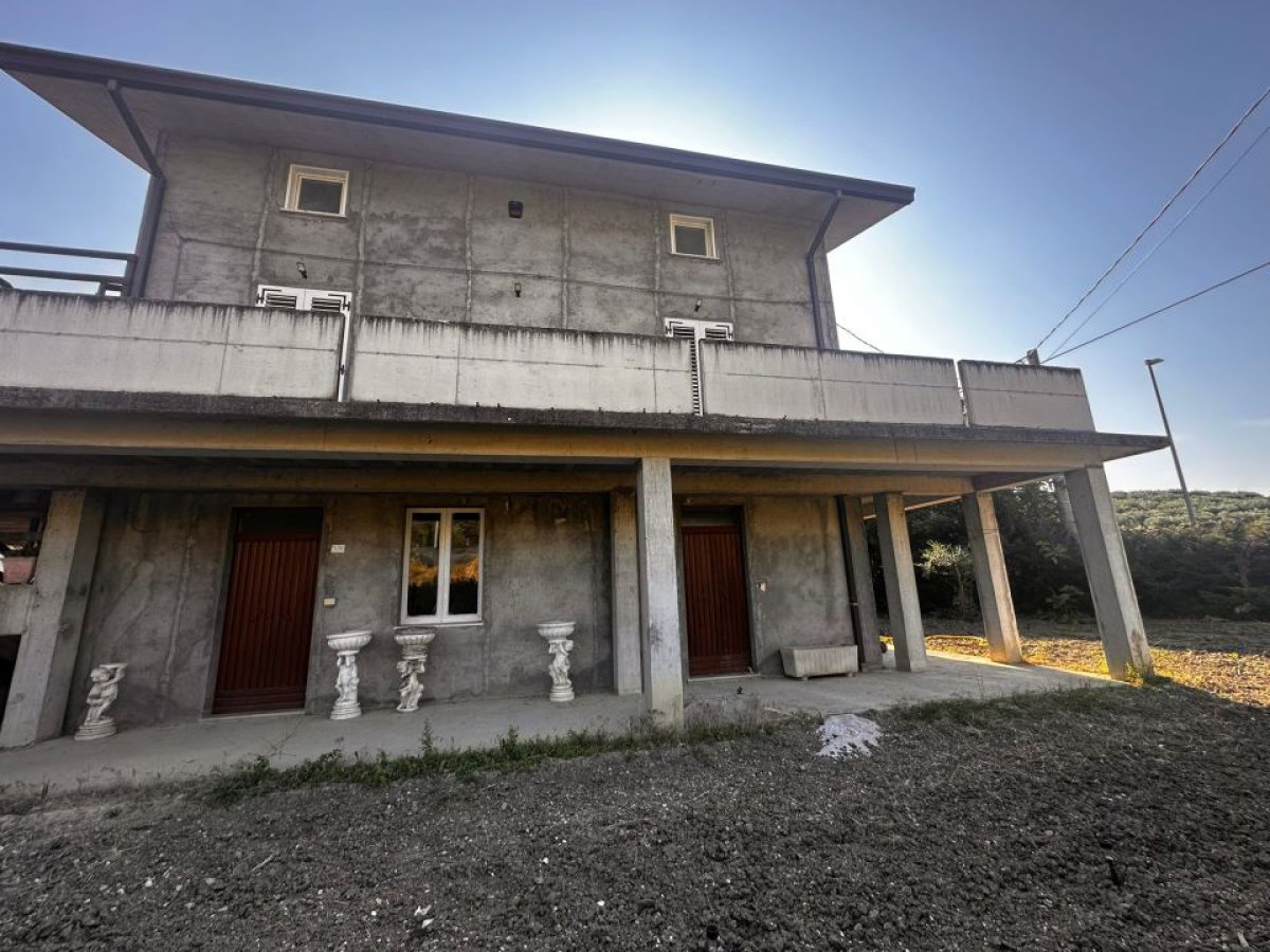 Villa for Sale Casoli Chieti, Sale Villa Casoli