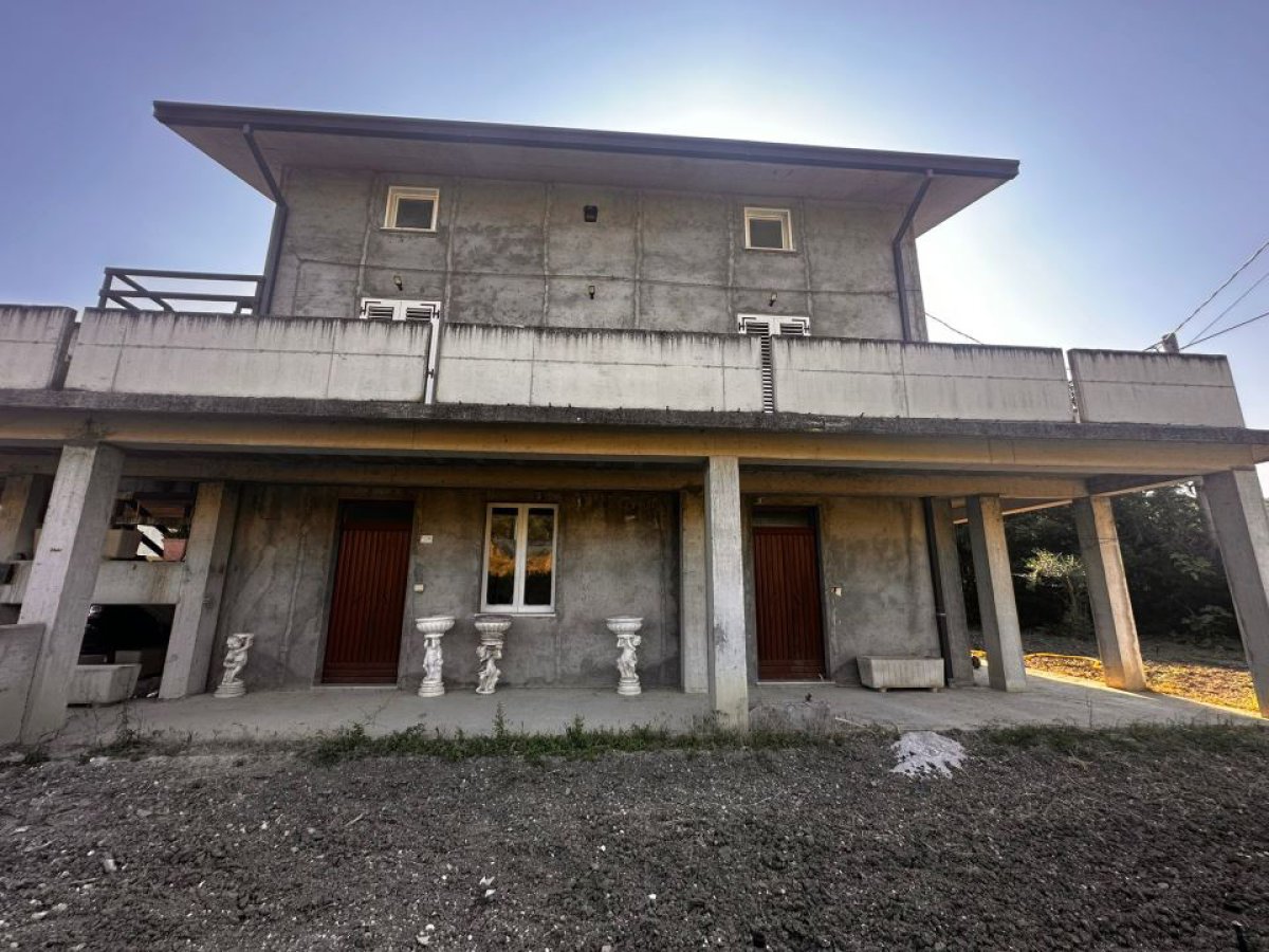 Villa for Sale Casoli Chieti, Sale Villa Casoli