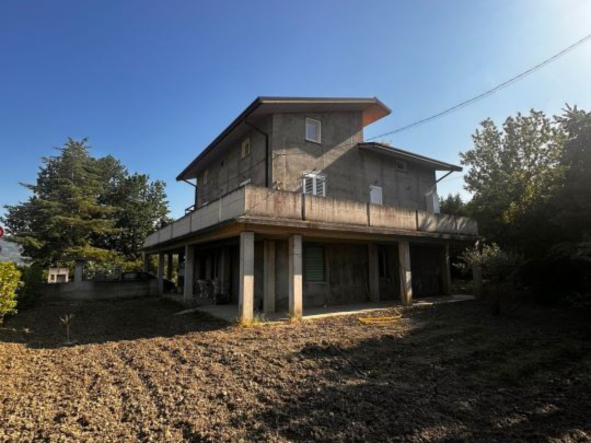 Villa for Sale Casoli Chieti, Sale Villa Casoli