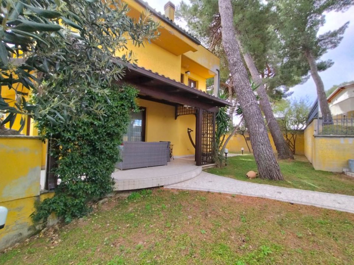 Villa for Sale Pescara Pescara, Sale Villa Pescara