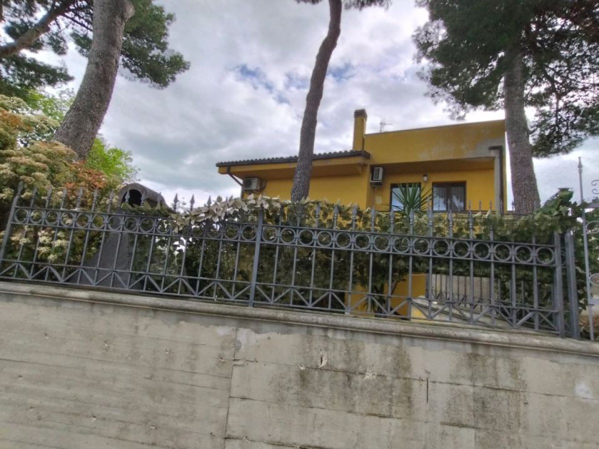 Villa for Sale Pescara Pescara, Sale Villa Pescara