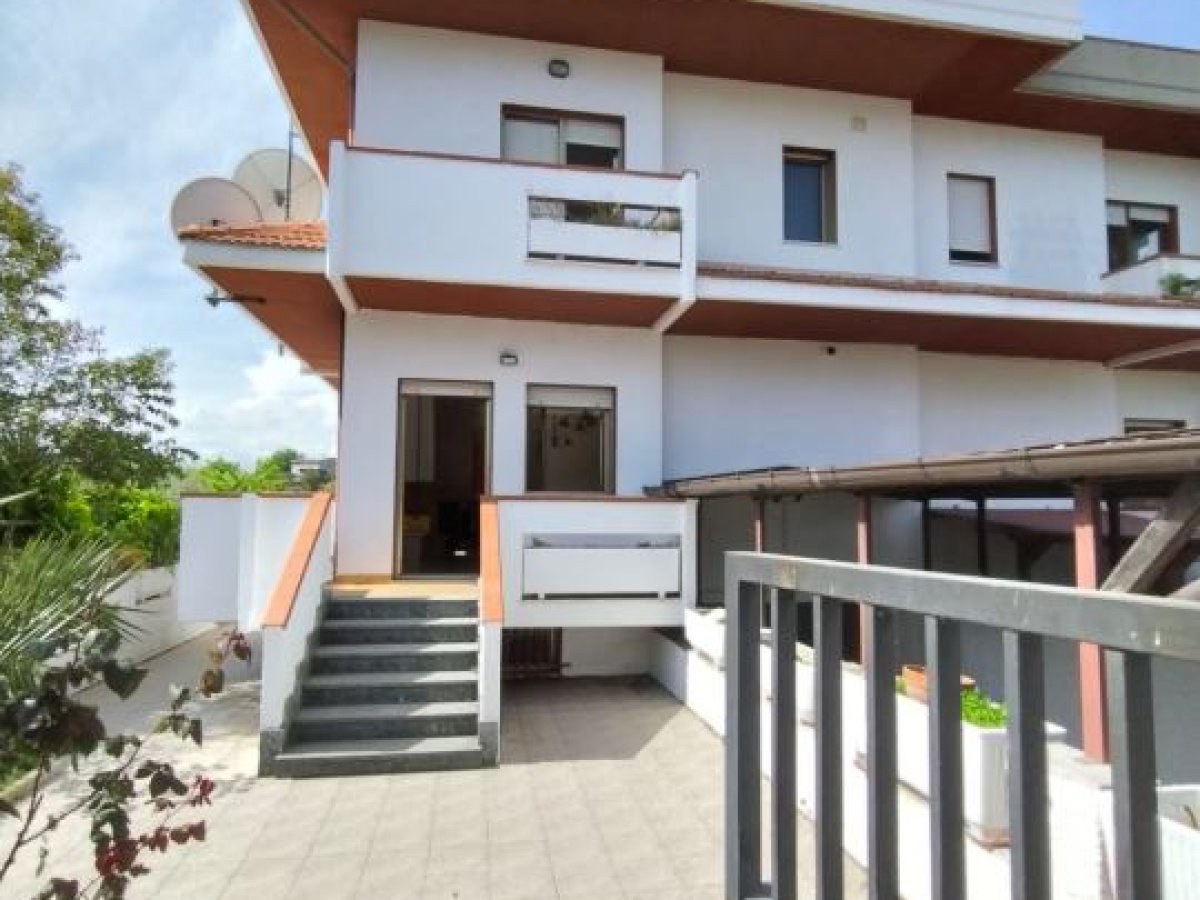 Terraced houses for Sale Pescara Pescara, Sale Terraced houses Pescara