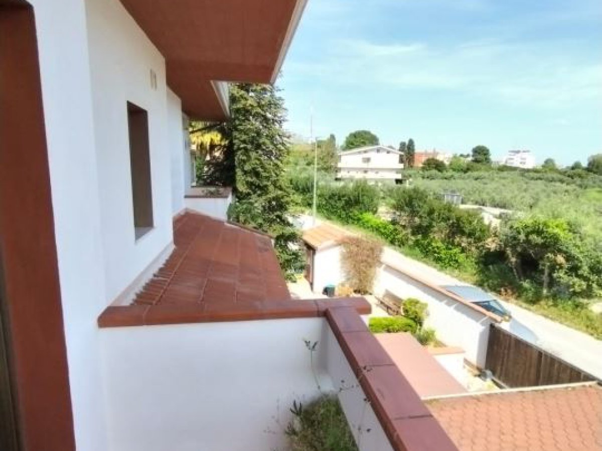 Terraced houses for Sale Pescara Pescara, Sale Terraced houses Pescara