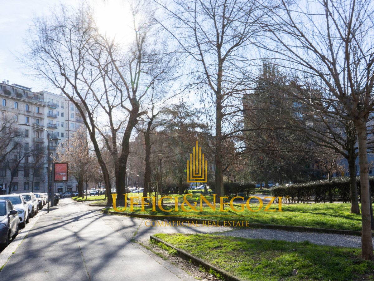 Shop/Commercial space for Sale Milano Milan, Sale Shop/Commercial space Milano