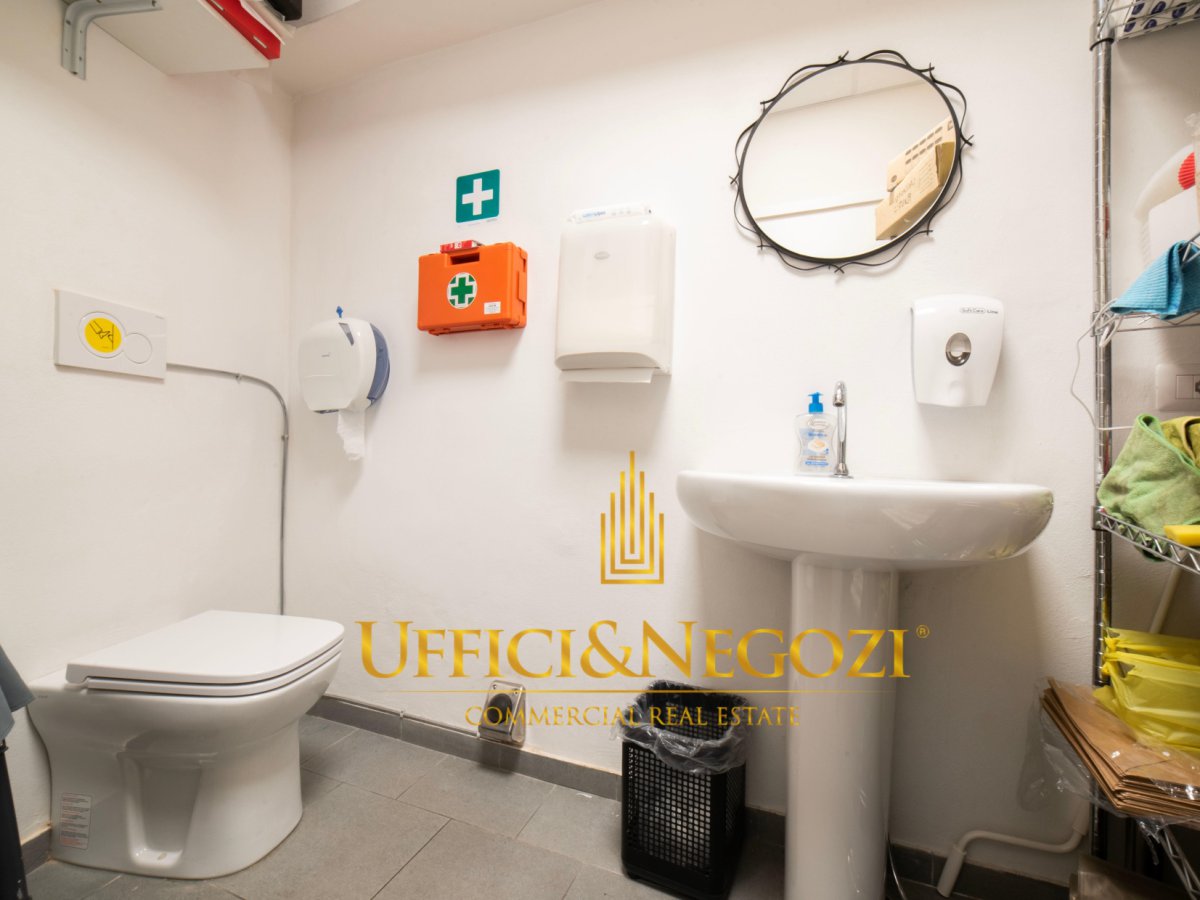 Shop/Commercial space for Sale Milano Milan, Sale Shop/Commercial space Milano