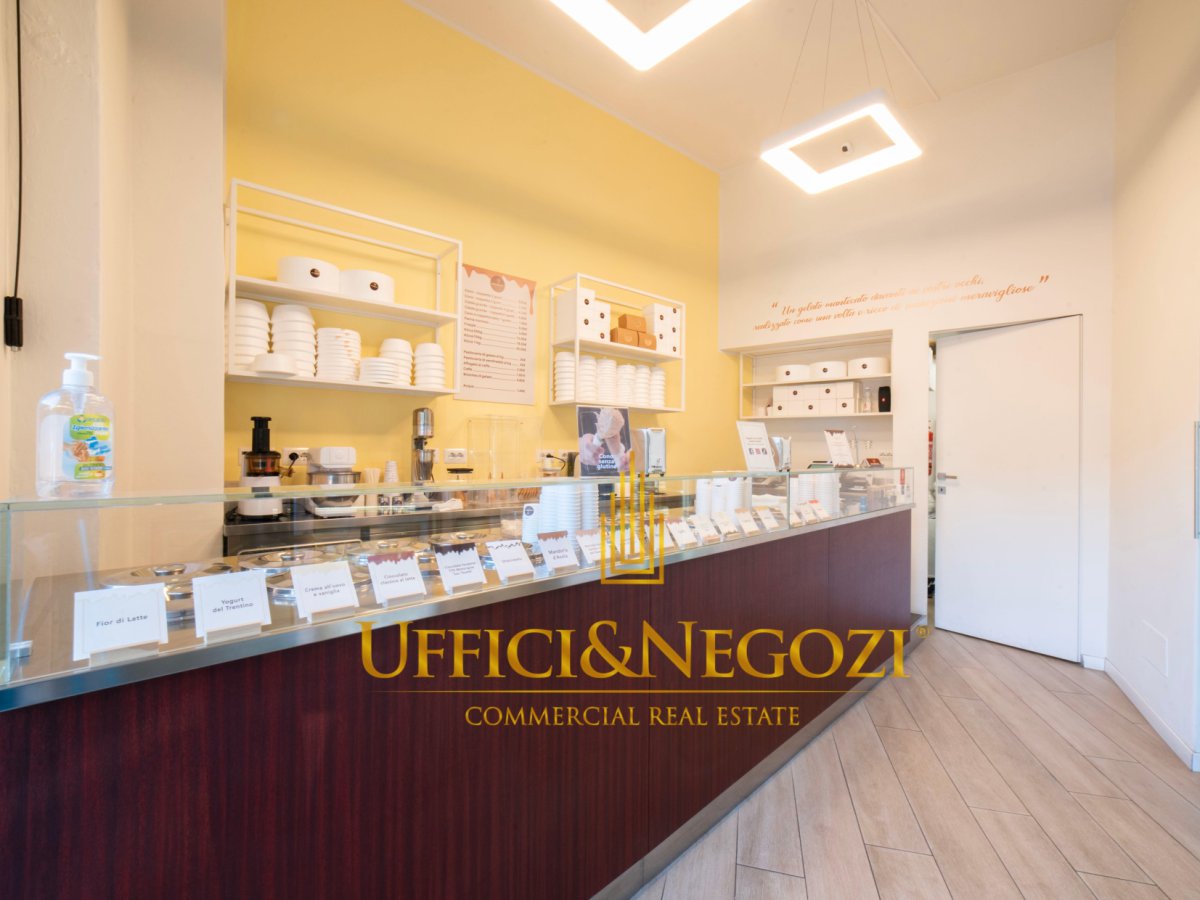 Shop/Commercial space for Sale Milano Milan, Sale Shop/Commercial space Milano