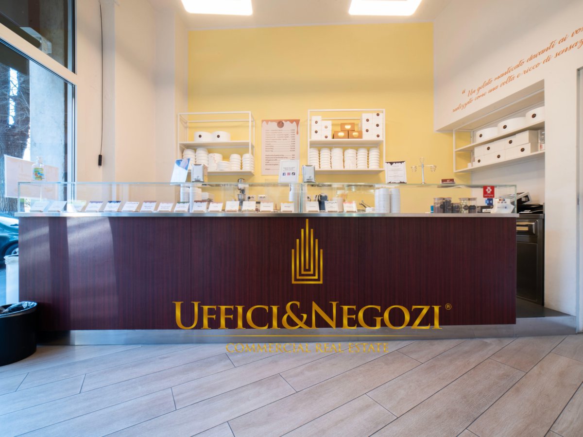 Shop/Commercial space for Sale Milano Milan, Sale Shop/Commercial space Milano