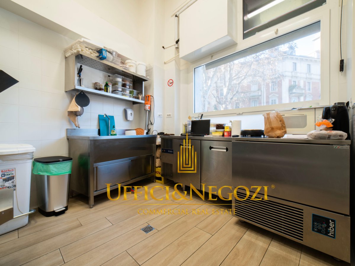 Shop/Commercial space for Sale Milano Milan, Sale Shop/Commercial space Milano