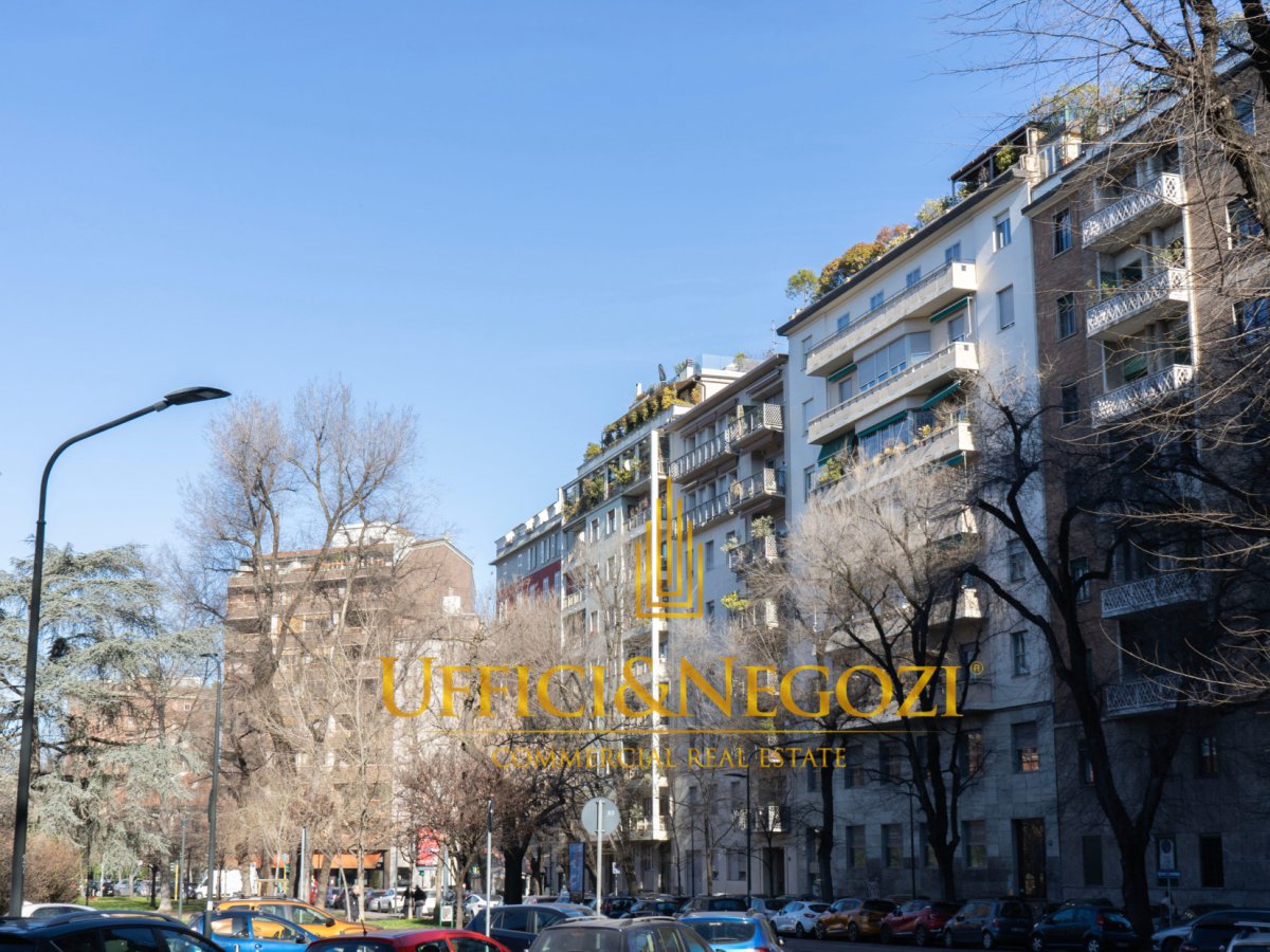 Shop/Commercial space for Sale Milano Milan, Sale Shop/Commercial space Milano