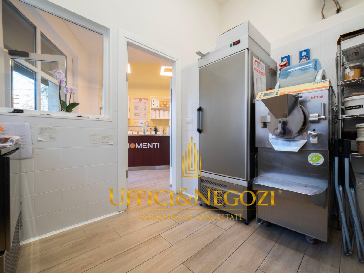 Shop/Commercial space for Sale Milano Milan, Sale Shop/Commercial space Milano