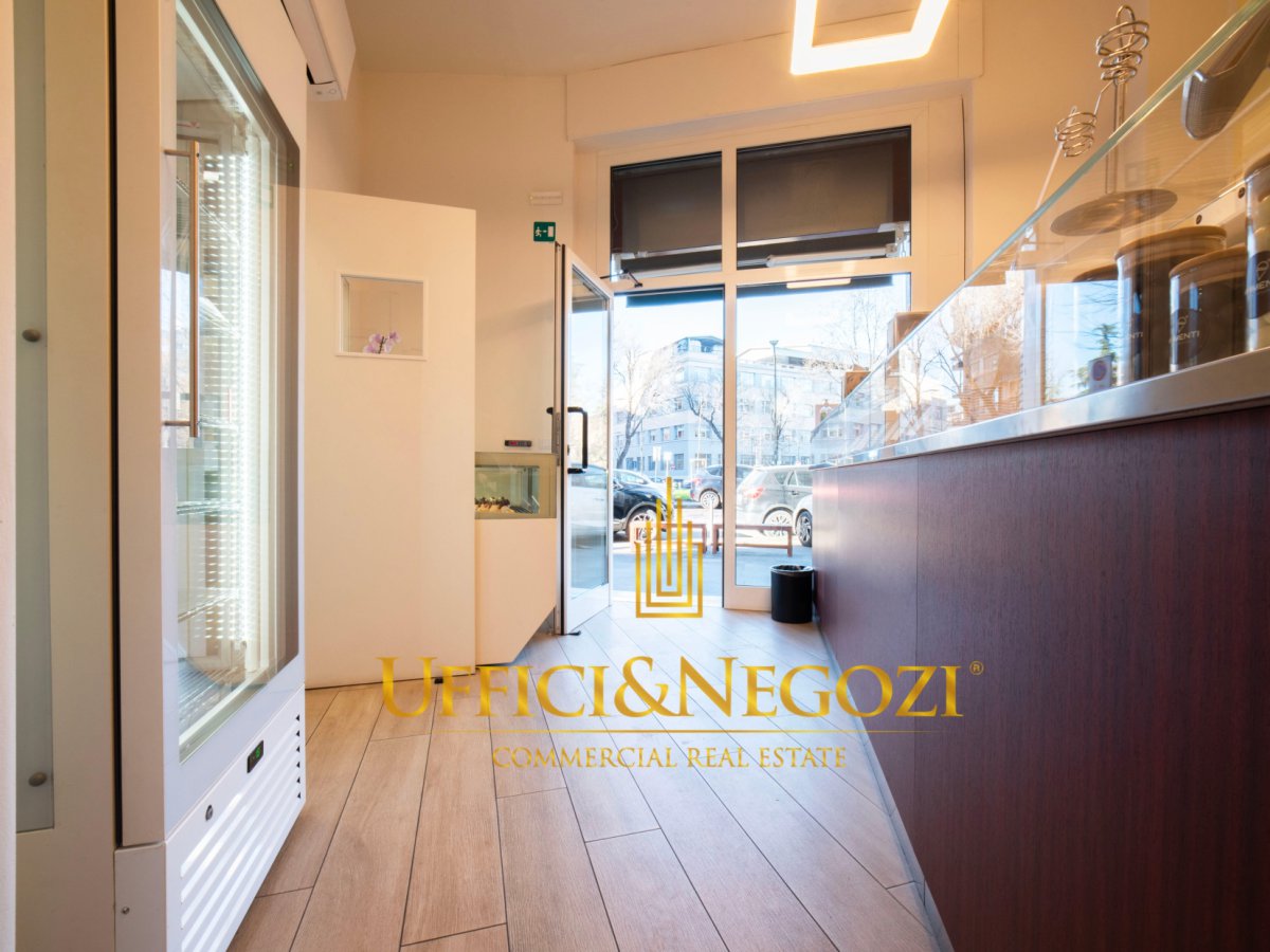 Shop/Commercial space for Sale Milano Milan, Sale Shop/Commercial space Milano