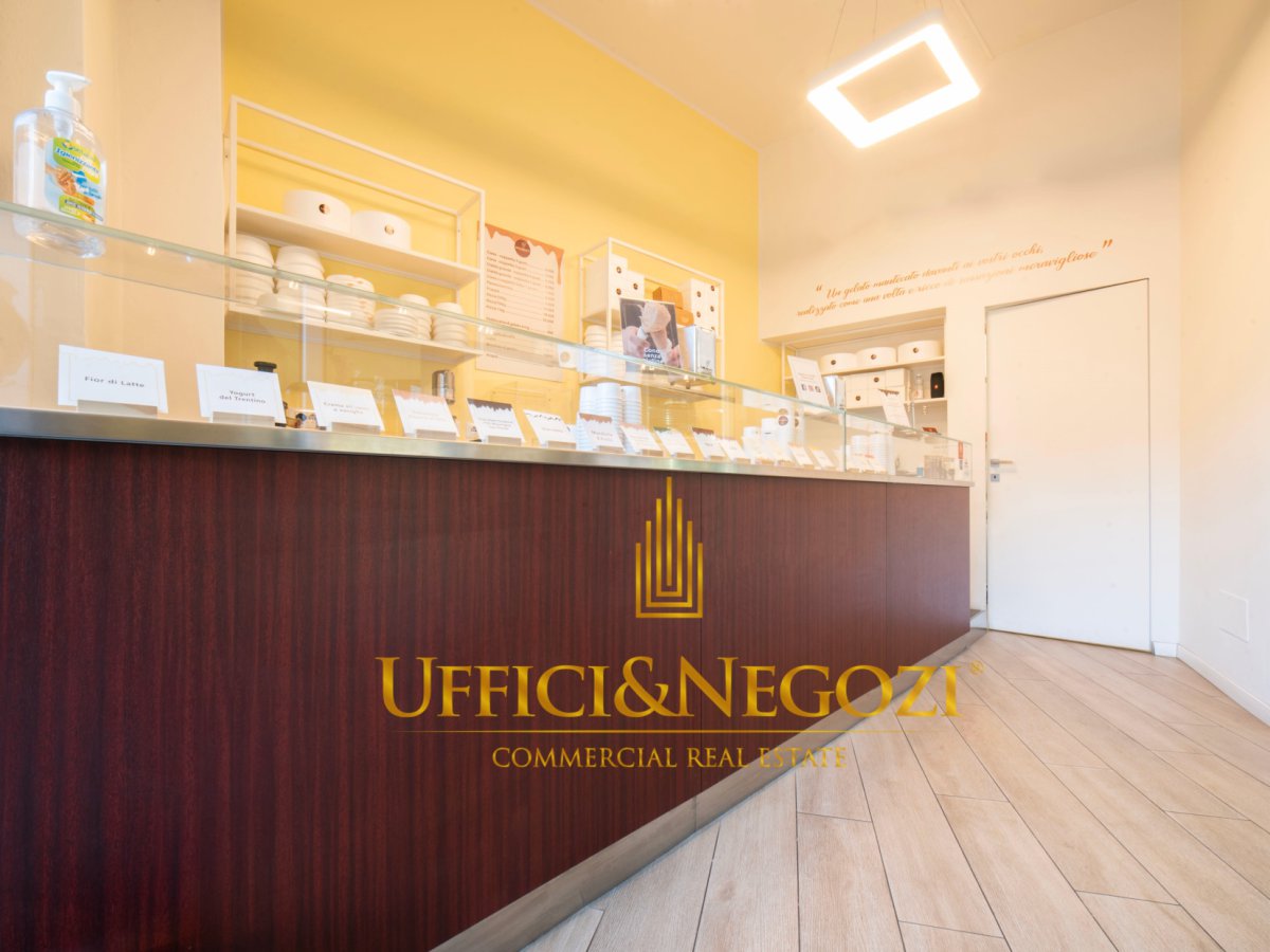 Shop/Commercial space for Sale Milano Milan, Sale Shop/Commercial space Milano