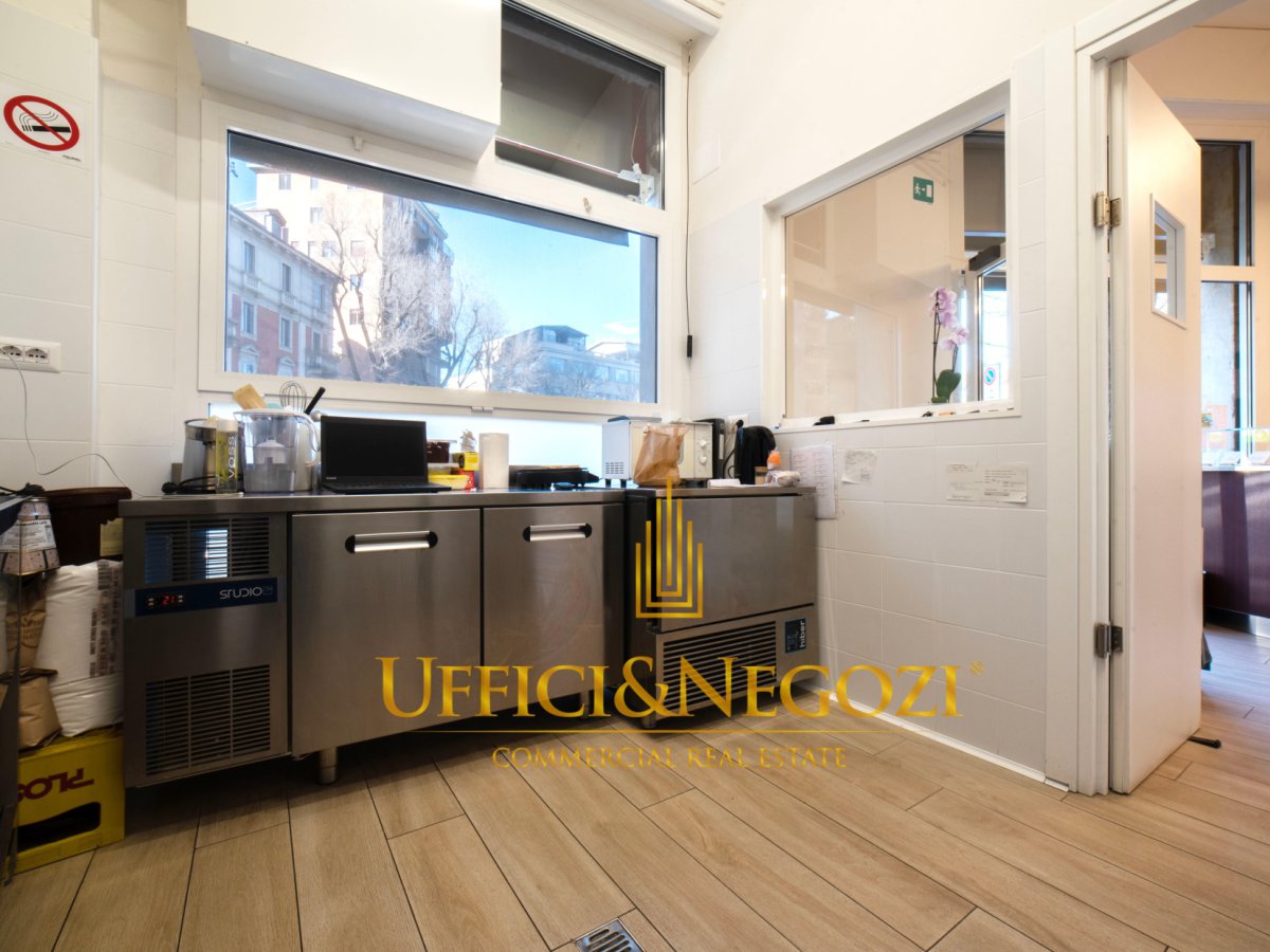 Shop/Commercial space for Sale Milano Milan, Sale Shop/Commercial space Milano