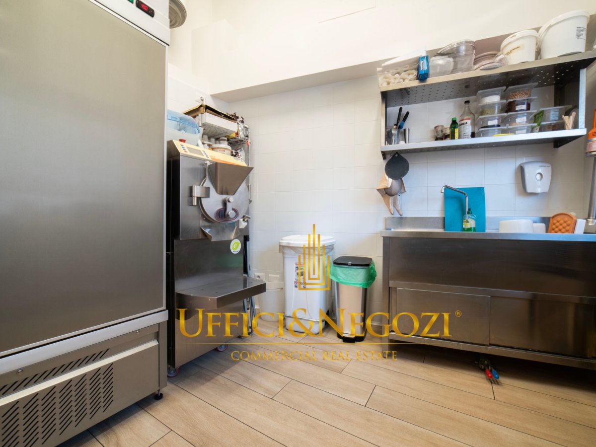 Shop/Commercial space for Sale Milano Milan, Sale Shop/Commercial space Milano