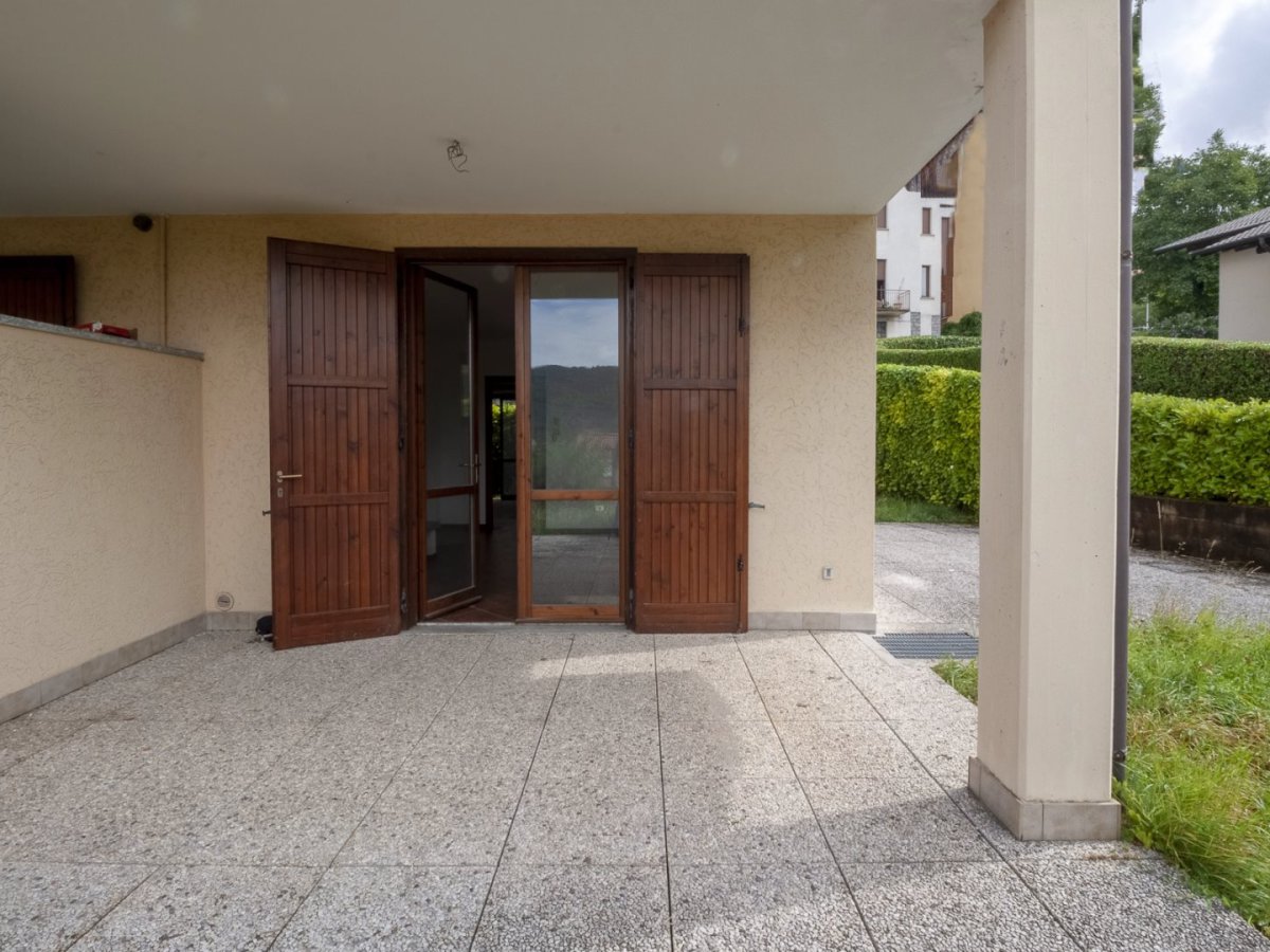 Apartament/Flats for Sale Esino Lario Lecco, Sale Apartament/Flats Esino Lario