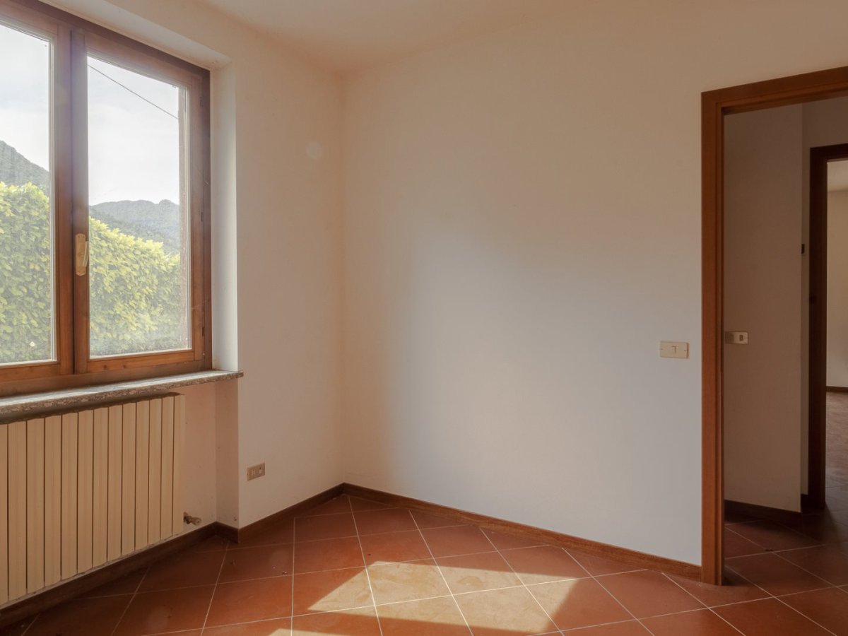 Apartament/Flats for Sale Esino Lario Lecco, Sale Apartament/Flats Esino Lario