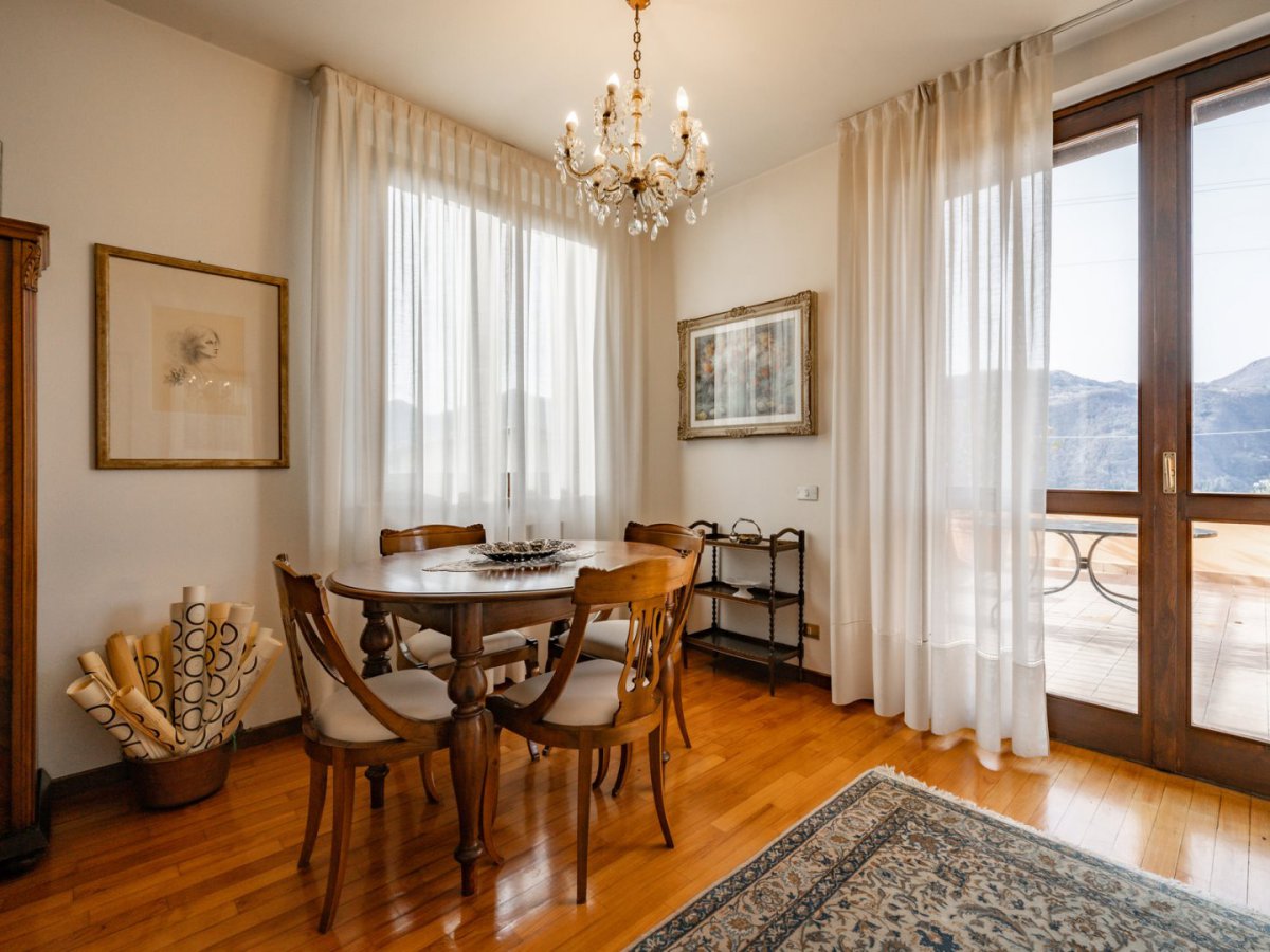 Apartament/Flats for Sale Lierna Lecco, Sale Apartament/Flats Lierna