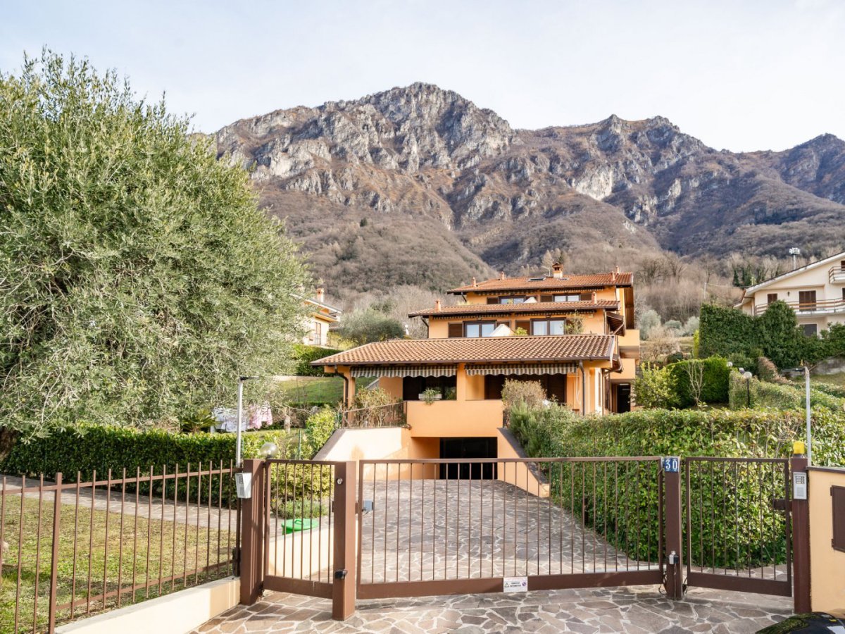 Apartament/Flats for Sale Lierna Lecco, Sale Apartament/Flats Lierna