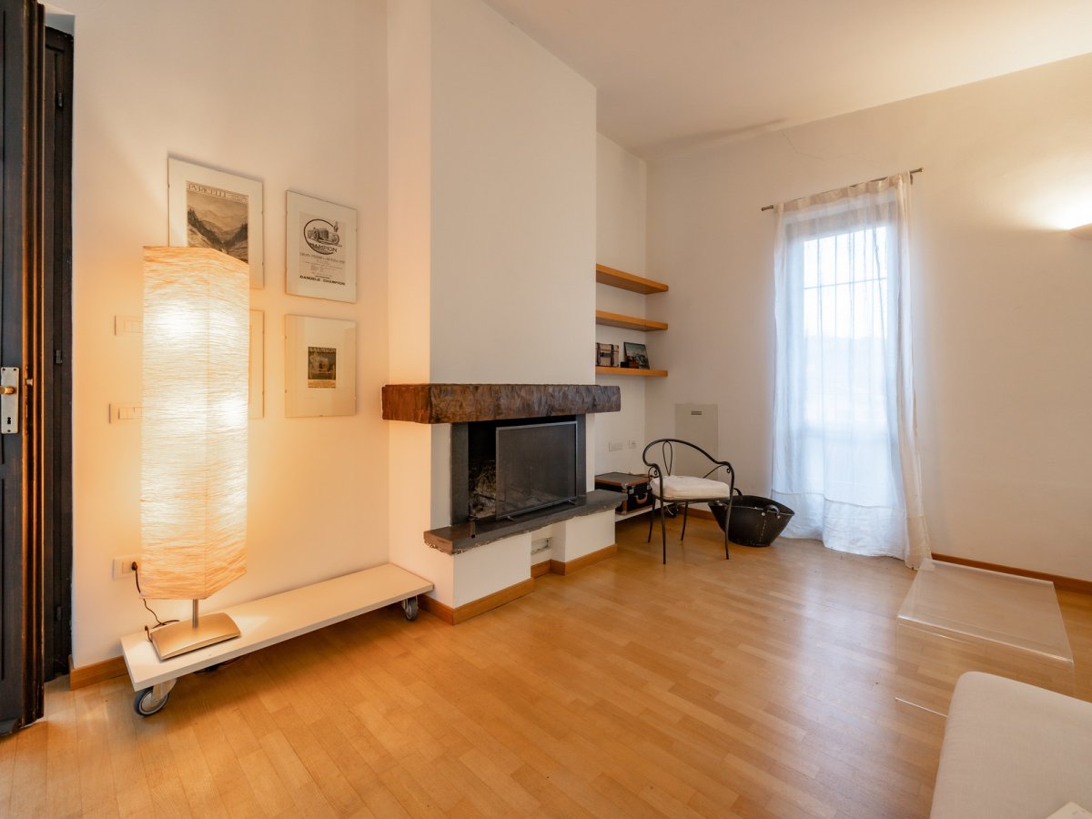 Apartament/Flats for Sale Lierna Lecco, Sale Apartament/Flats Lierna