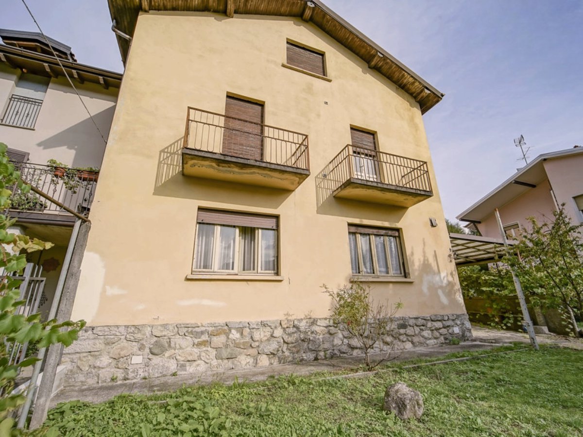 Detached for Sale Mandello del Lario Lecco, Sale Detached Mandello del Lario