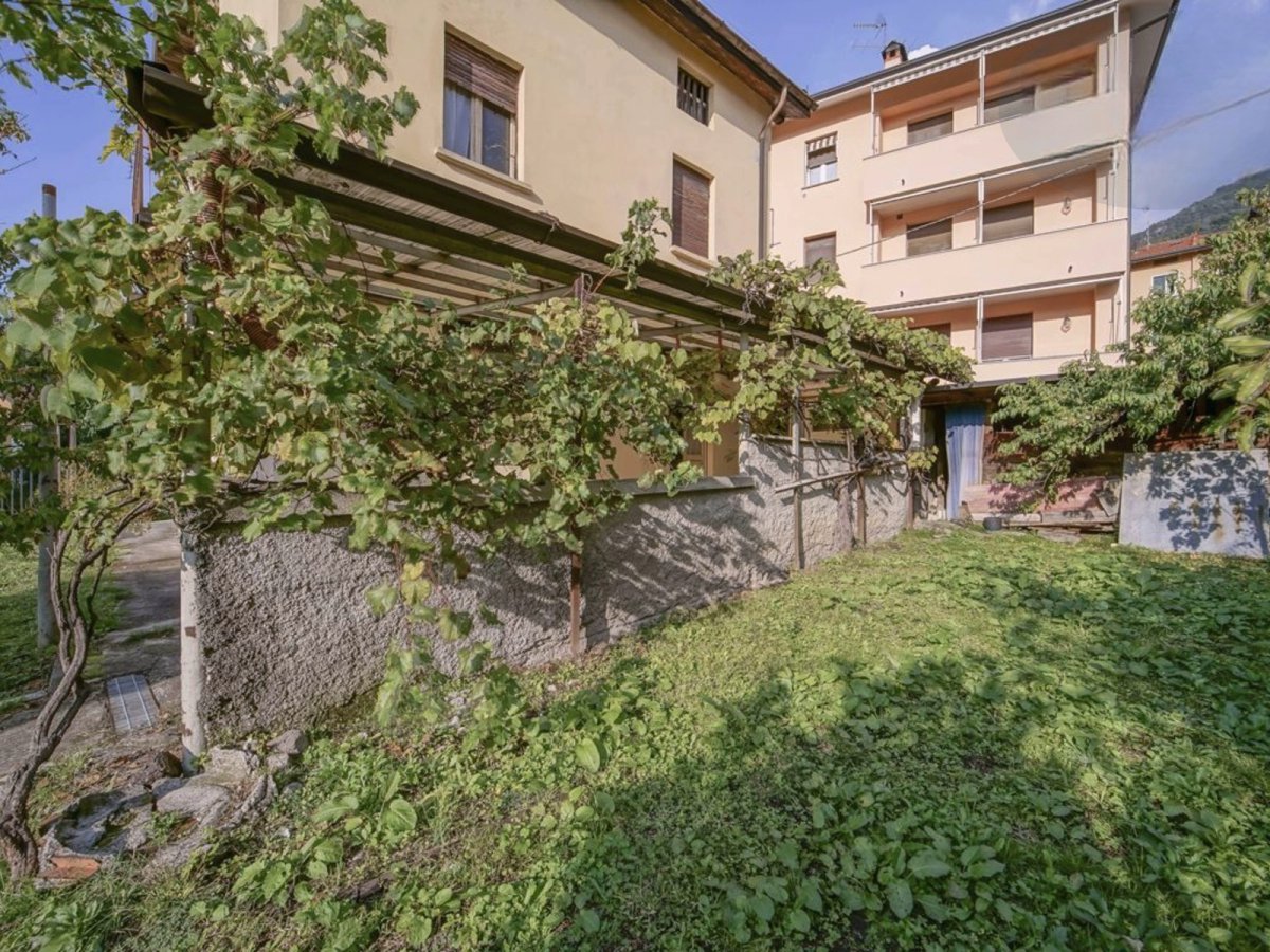 Detached for Sale Mandello del Lario Lecco, Sale Detached Mandello del Lario