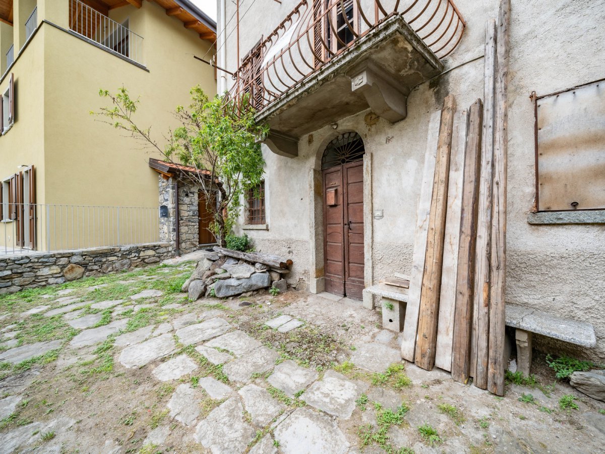 Detached for Sale Mandello del Lario Lecco, Sale Detached Mandello del Lario