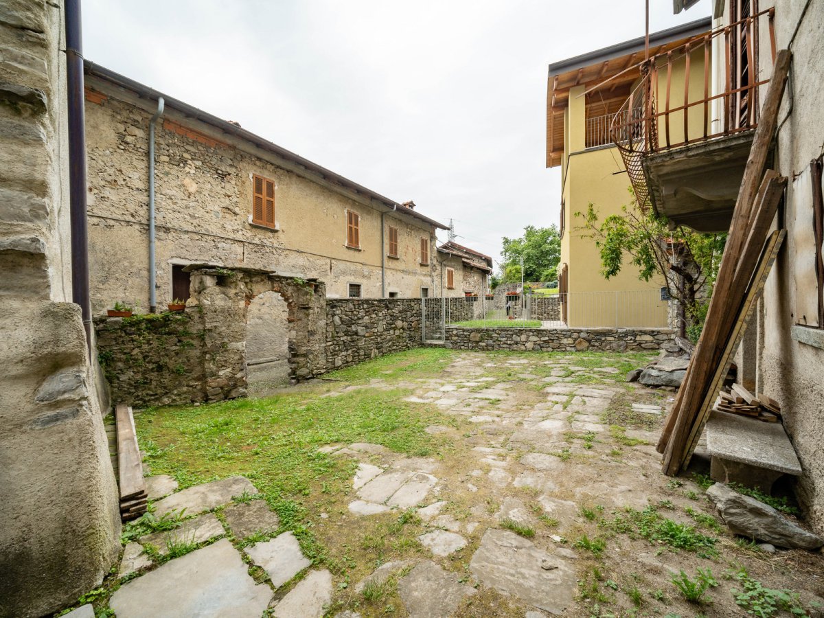 Detached for Sale Mandello del Lario Lecco, Sale Detached Mandello del Lario