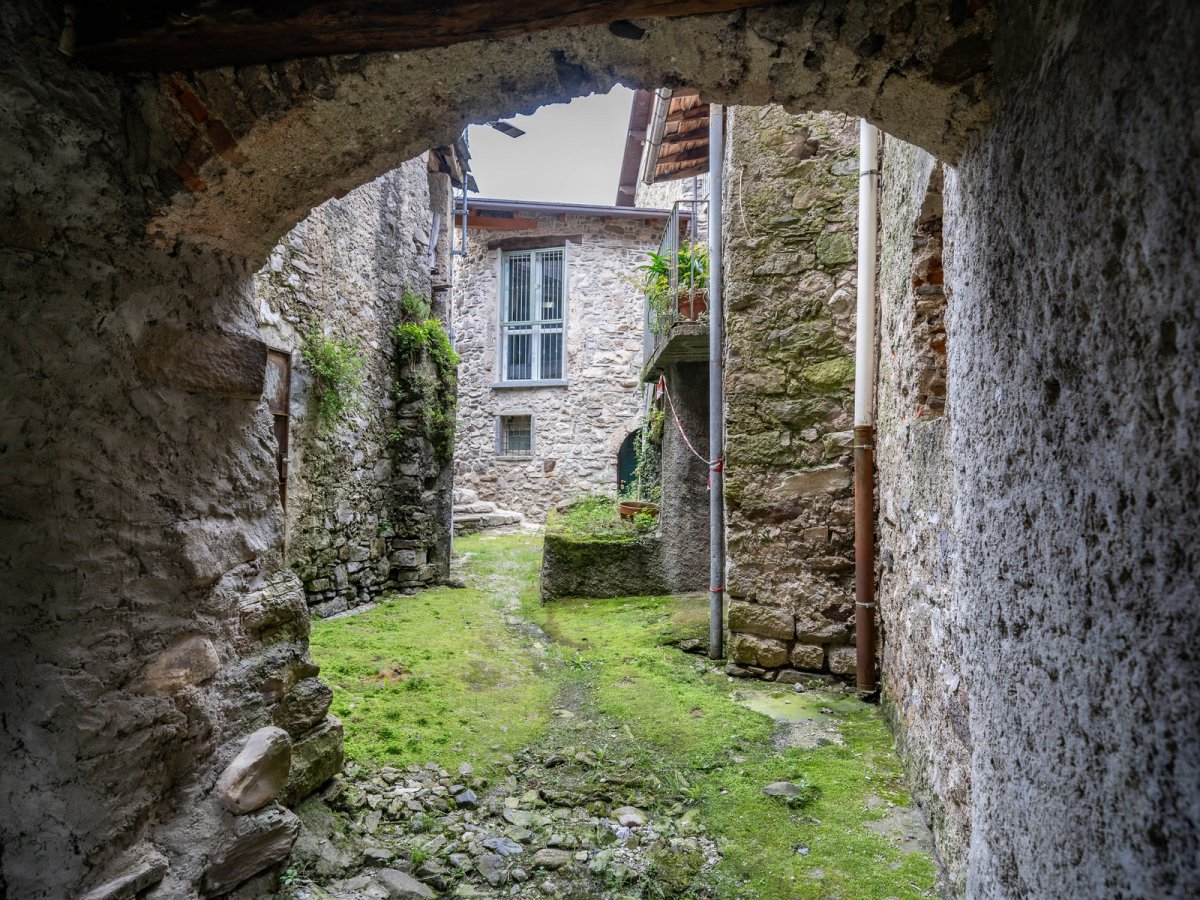 Detached for Sale Mandello del Lario Lecco, Sale Detached Mandello del Lario