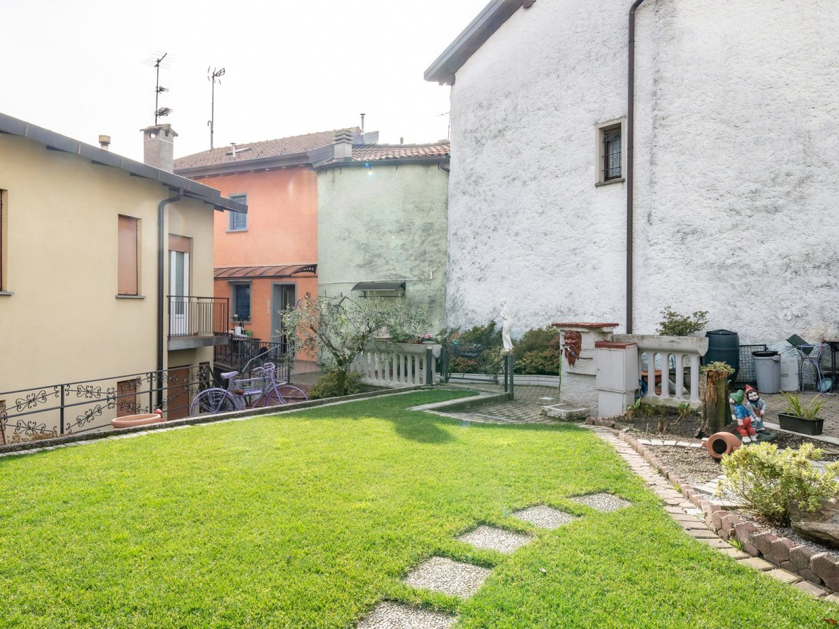 Detached for Sale Mandello del Lario Lecco, Sale Detached Mandello del Lario