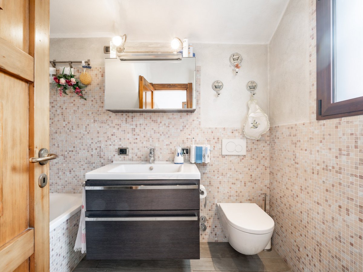 Detached for Sale Mandello del Lario Lecco, Sale Detached Mandello del Lario