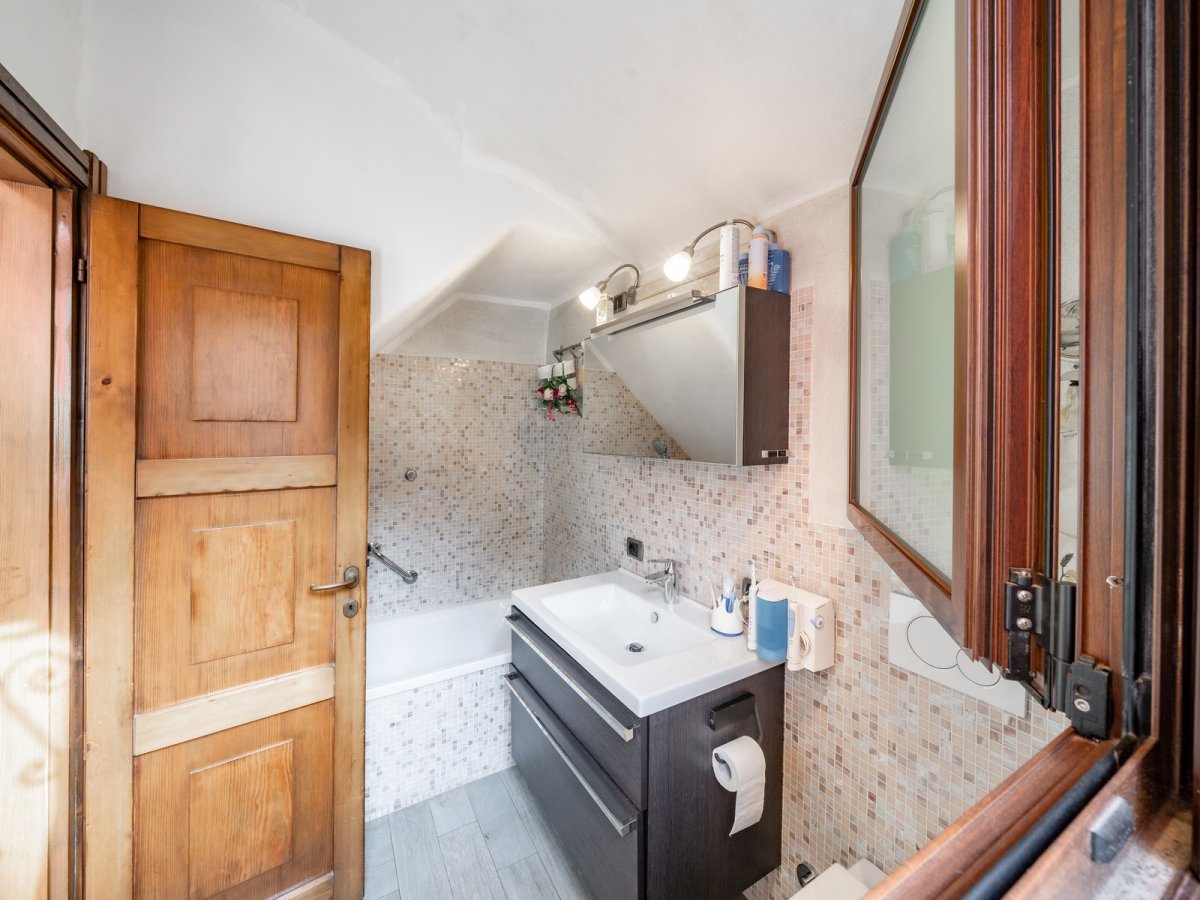 Detached for Sale Mandello del Lario Lecco, Sale Detached Mandello del Lario