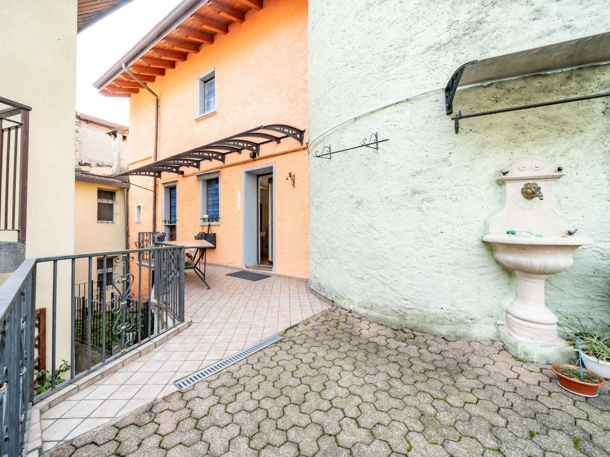 Detached for Sale Mandello del Lario Lecco, Sale Detached Mandello del Lario