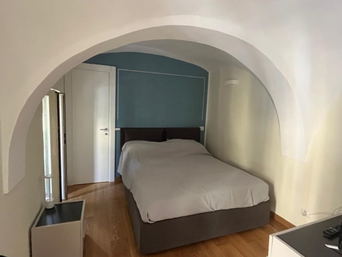 Apartament/Flats for Sale Napoli Naples, Sale Apartament/Flats Chiaia