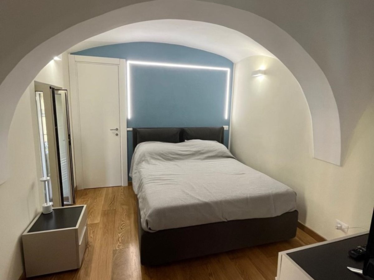 Apartament/Flats for Sale Napoli Naples, Sale Apartament/Flats Chiaia