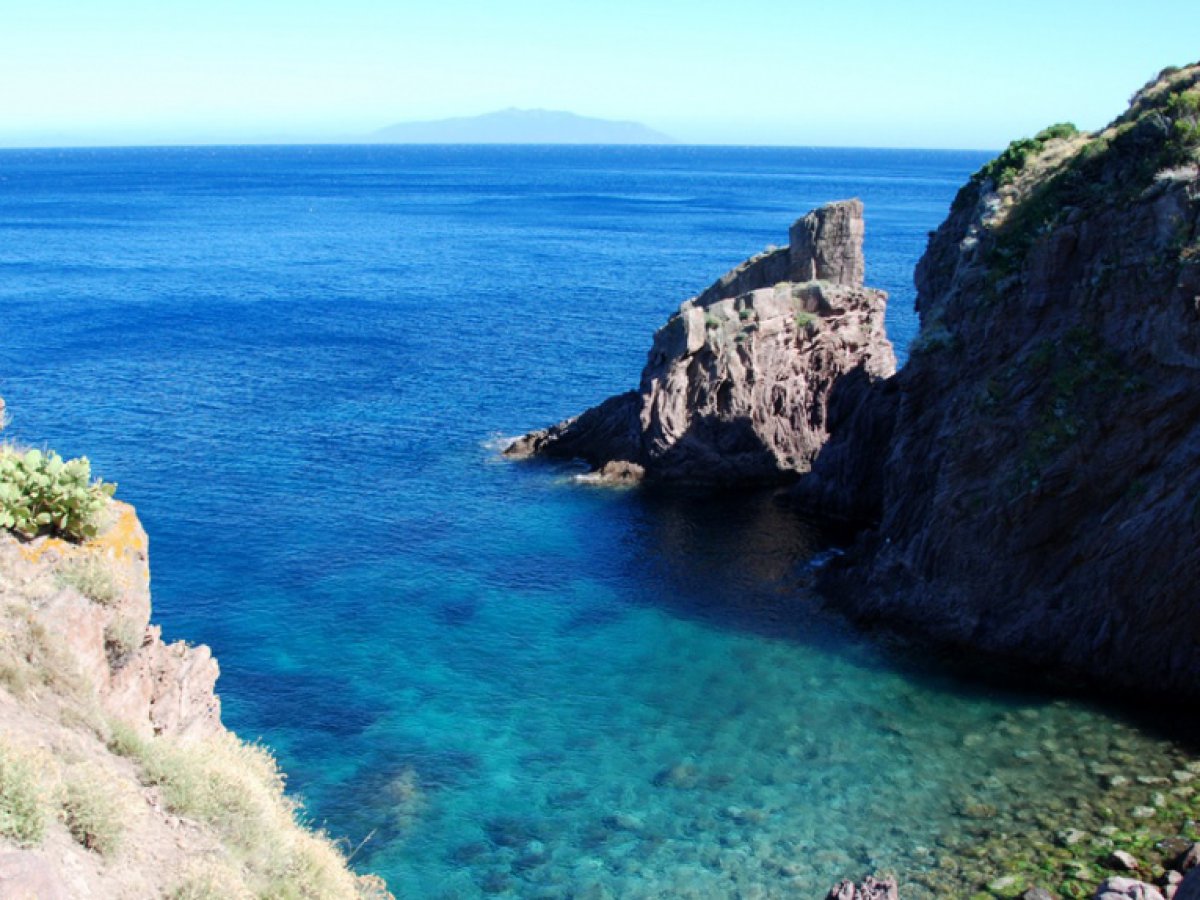 Semi-detached house for Sale Capraia Isola Livorno, Sale Semi-detached house Capraia Isola