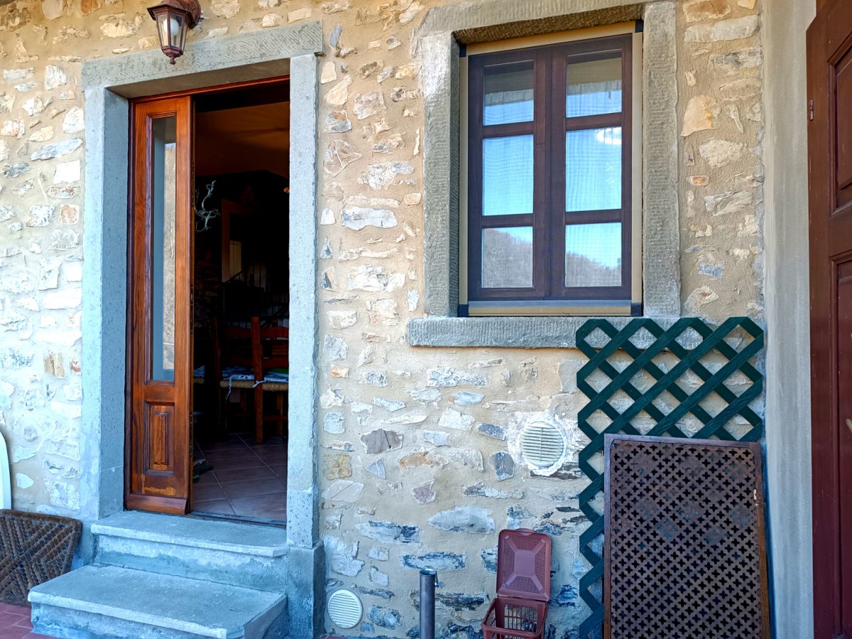 Semi-detached house for Sale Licciana Nardi Massa-Carrara, Sale Semi-detached house Licciana Nardi