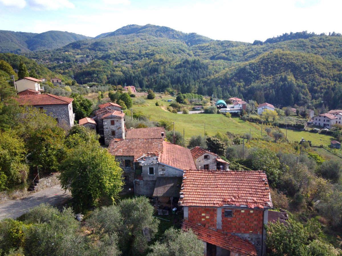 Cottage/Hamlet for Sale Casola in Lunigiana Massa-Carrara, Sale Cottage/Hamlet Casola in Lunigiana