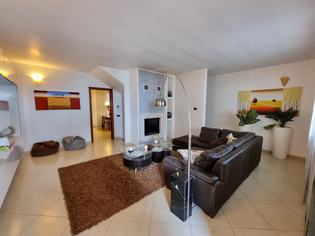 Detached for Sale Ceglie Messapica Brindisi, Sale Detached Ceglie Messapica