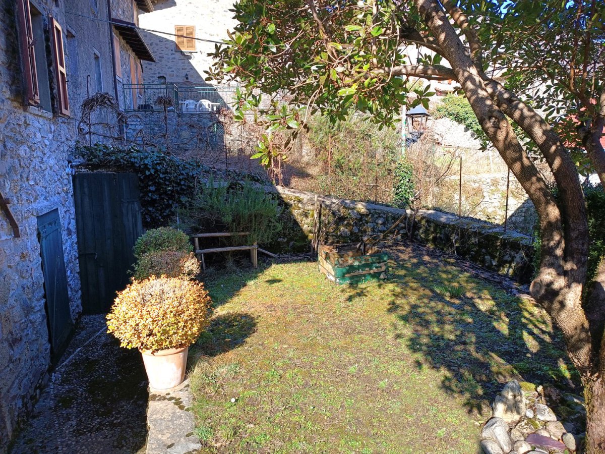 Detached for Sale Vagli Sotto Lucca, Sale Detached Vagli Sotto