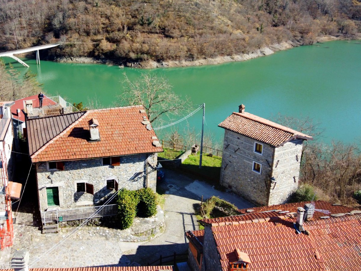 Detached for Sale Vagli Sotto Lucca, Sale Detached Vagli Sotto