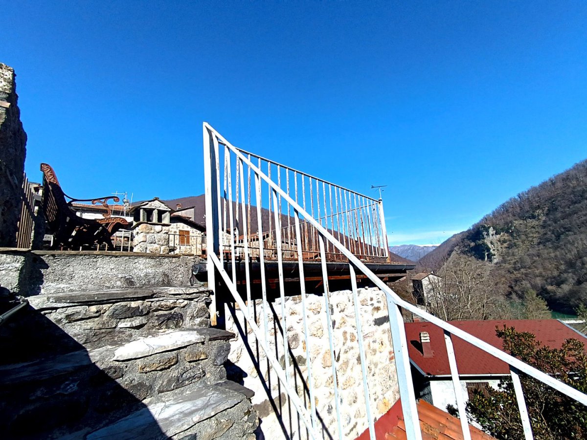 Detached for Sale Vagli Sotto Lucca, Sale Detached Vagli Sotto